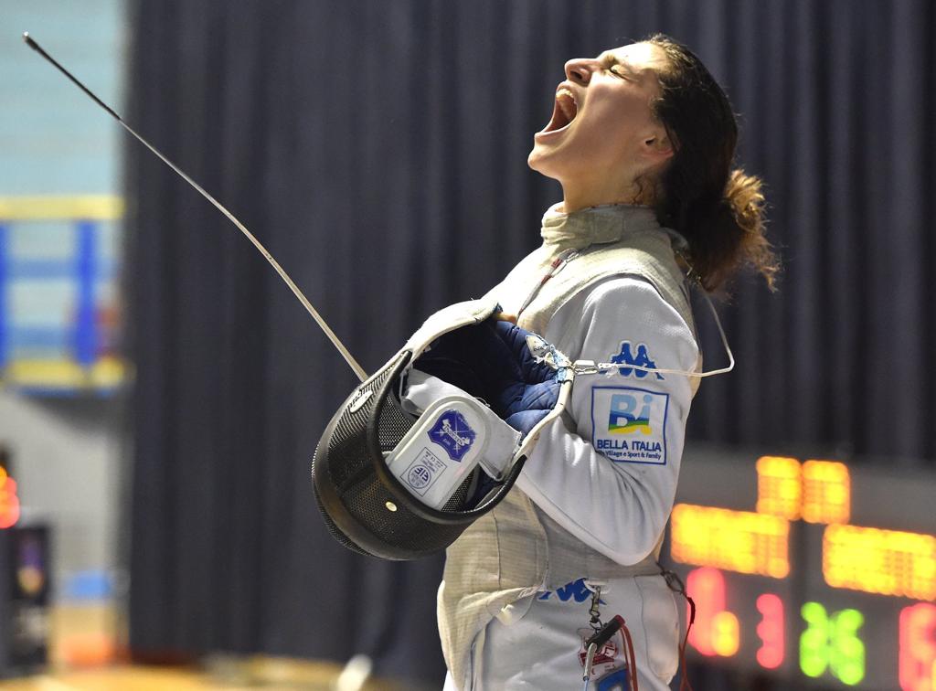ALICE GAMBITTA CONQUISTA L’ORO NEL FIORETTO AI CAMPIONATI DEL MEDITERRANEO