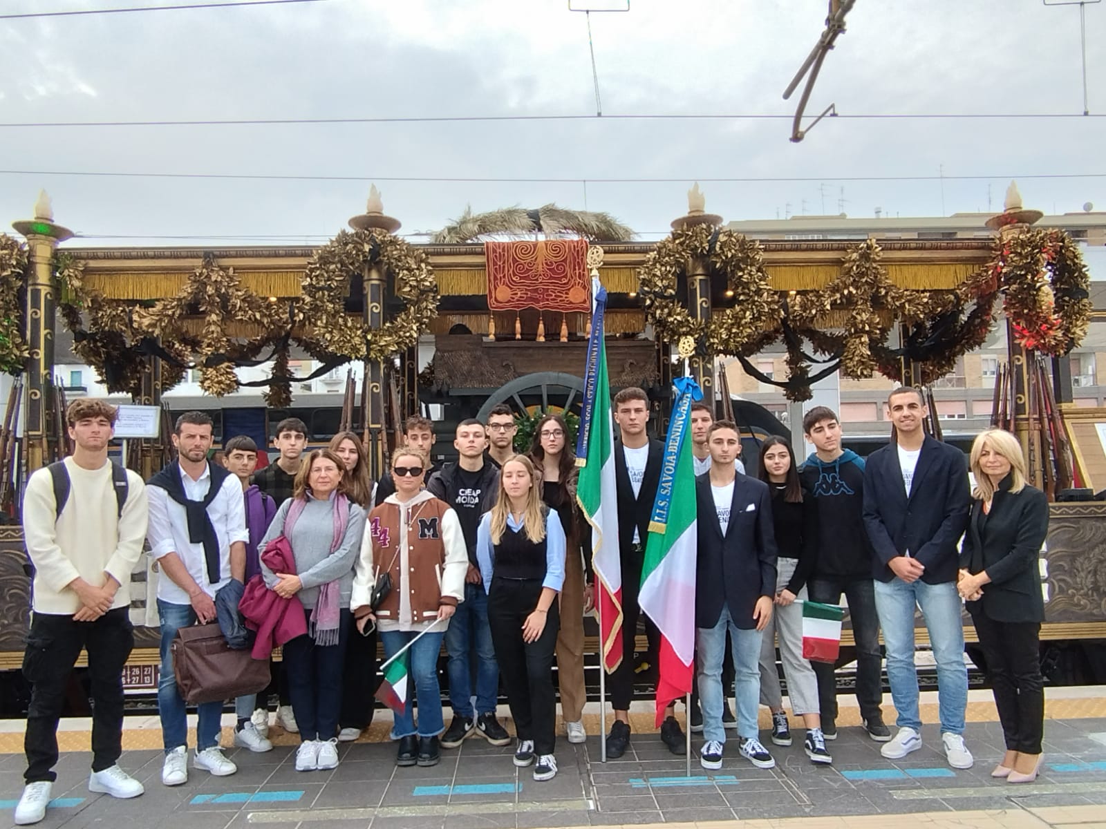 STUDENTI SUL TRENO DELLA MEMORIA PER IL CENTENARIO DEL MILITE IGNOTO