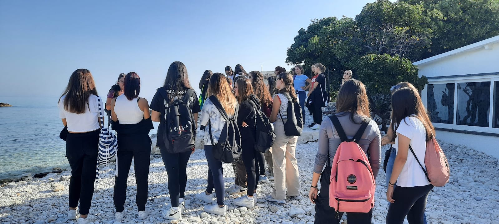 BENVENUTE CLASSI PRIME! ALCUNI SCATTI DEL PROGETTO ACCOGLIENZA A PORTONOVO